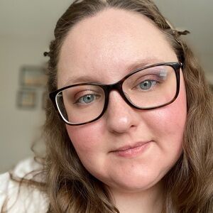 Meet your Posher, Melanie